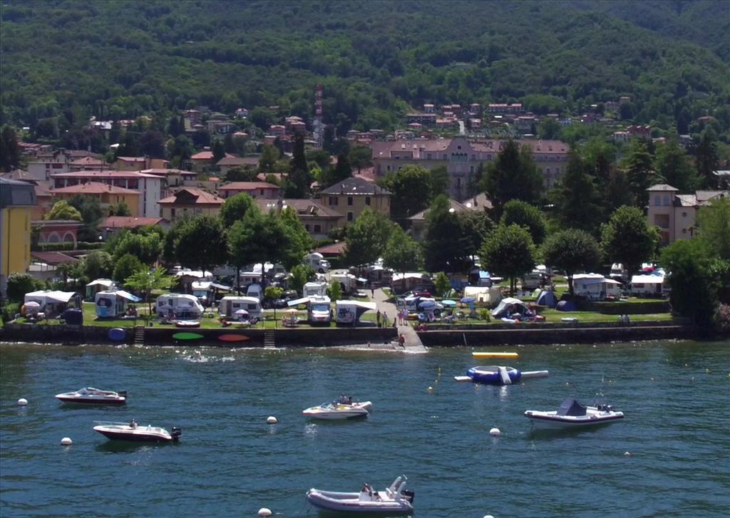 Camping Parisi Baveno Bagian luar foto