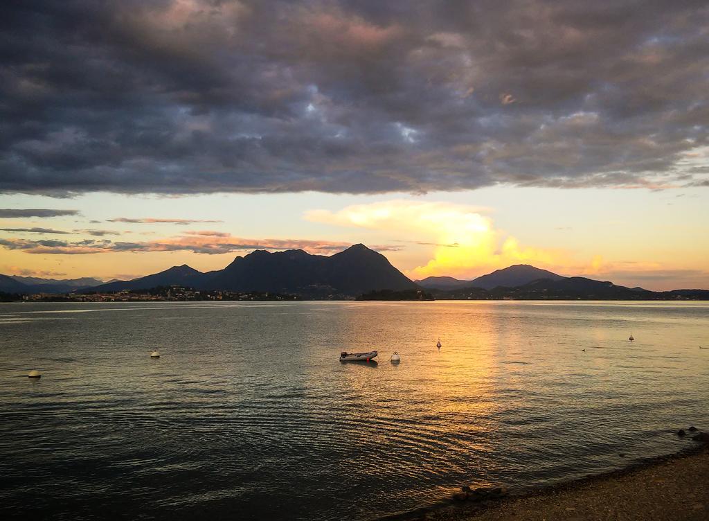 Camping Parisi Baveno Bagian luar foto